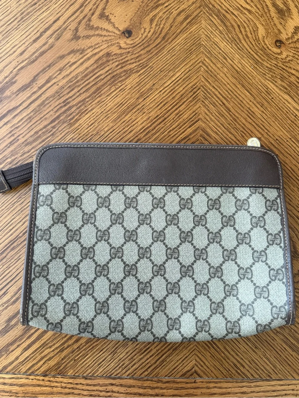 Gucci zipper trim details